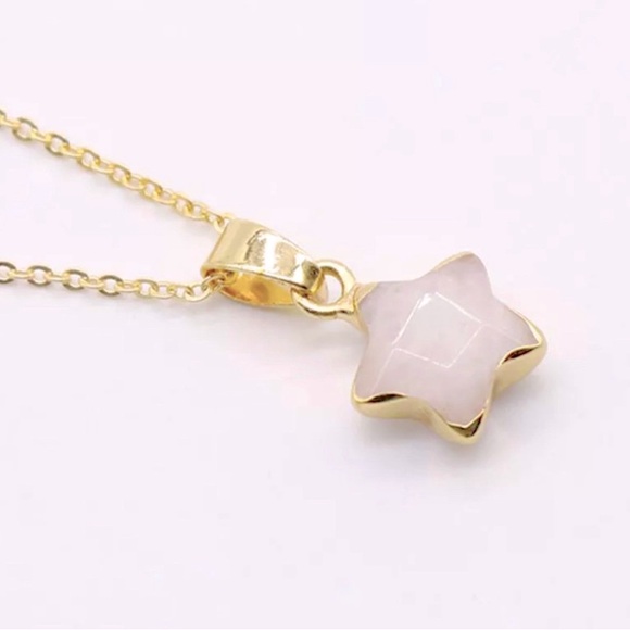 Jewelry - NEW Gold-Plated Star Pendant Necklace in Rose Quartz w/ Gold Chain
